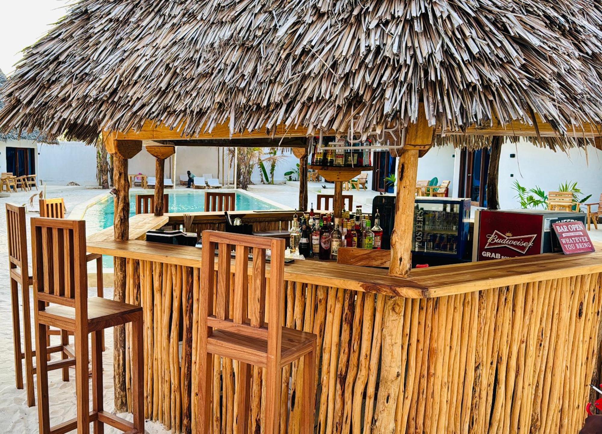 Garden Eden Lodge Джамбиани Экстерьер фото