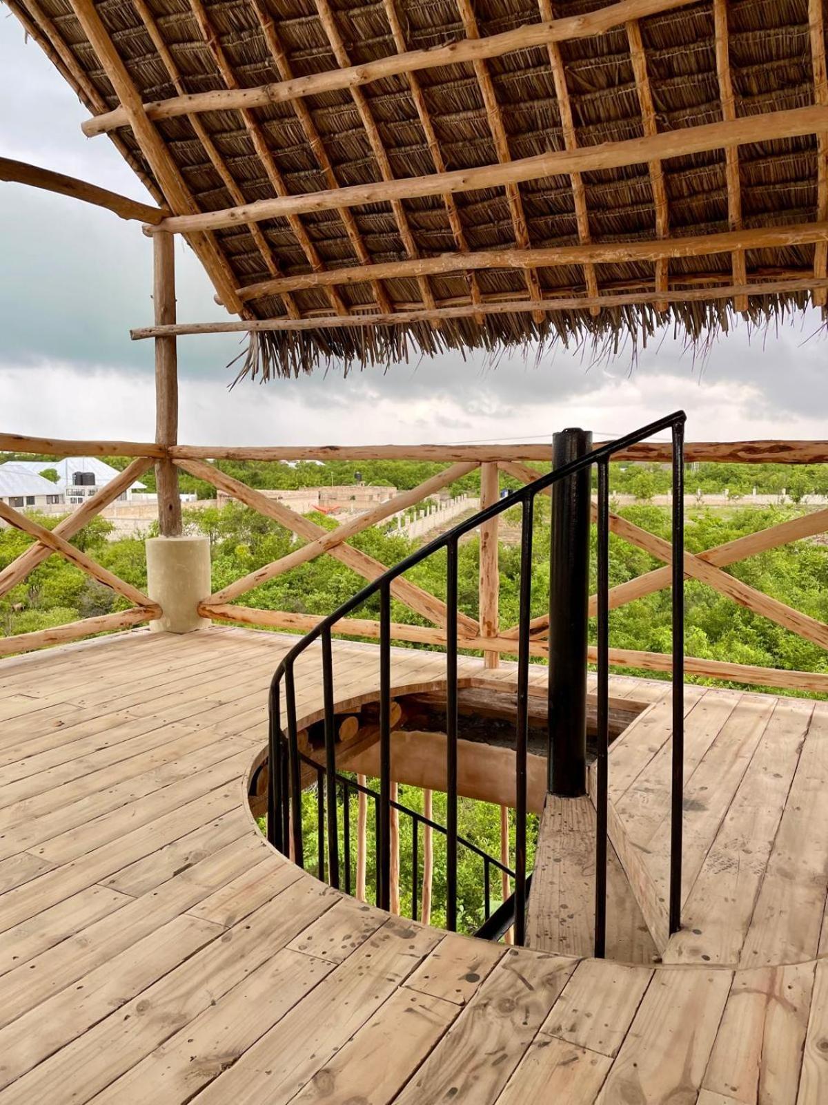 Garden Eden Lodge Джамбиани Экстерьер фото
